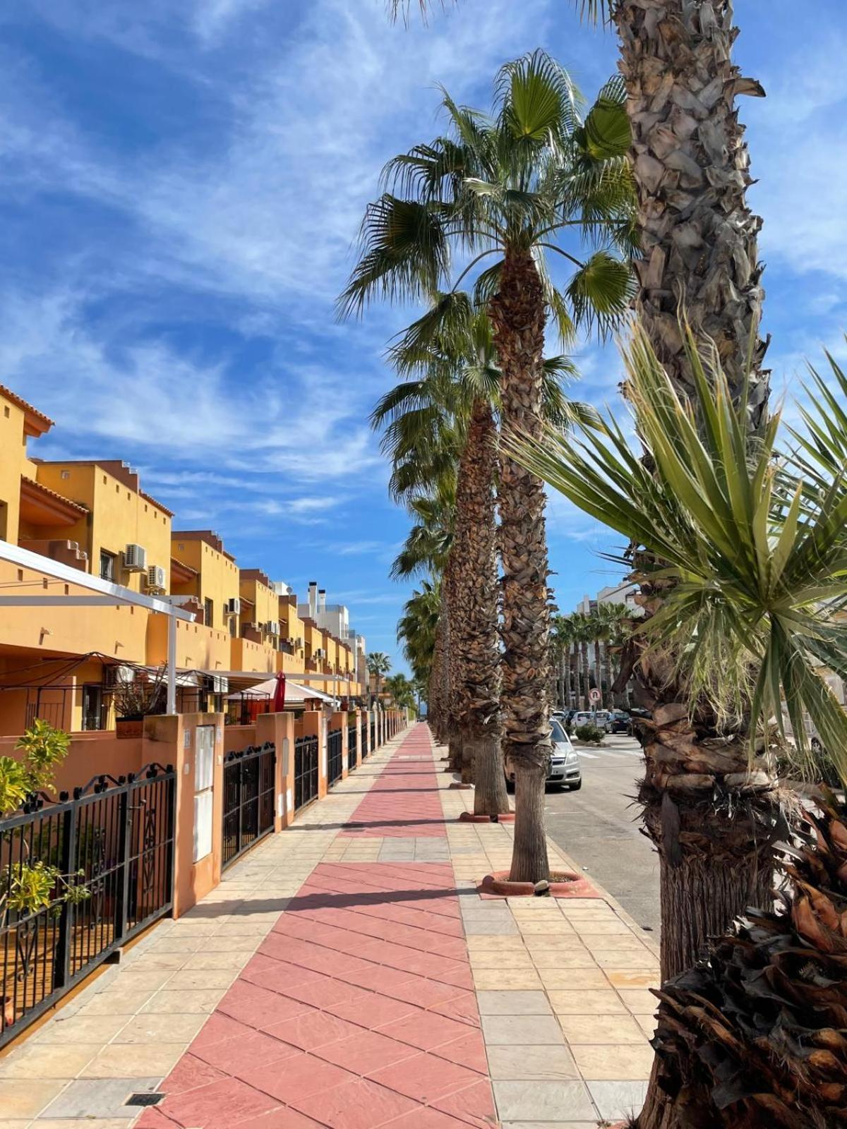 Nice 3 bedroom Duplex Cabo Roig Orihuela Buitenkant foto